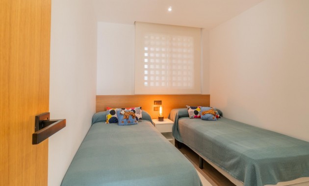 Sale - Apartment -
Guardamar del Segura - Puerto Deportivo