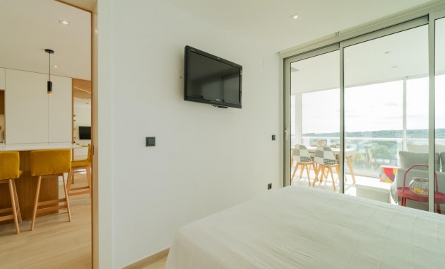 Sale - Apartment -
Guardamar del Segura - Puerto Deportivo