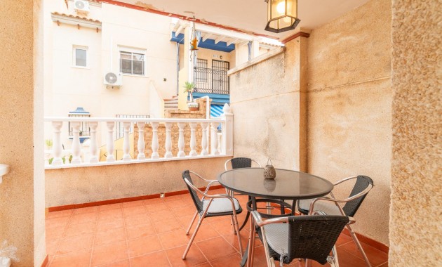 Alquiler a largo plazo - Apartamento -
Orihuela Costa - Playa Flamenca