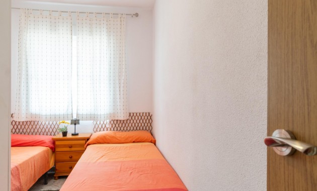 Alquiler a largo plazo - Apartamento -
Orihuela Costa - Playa Flamenca