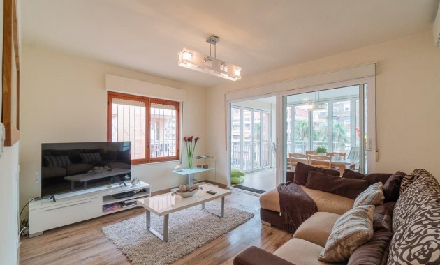 Resale - Flat -
Torrevieja - Playa de los Naufragos