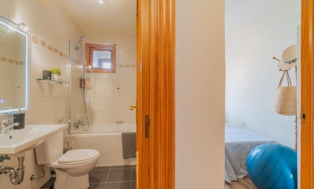 Resale - Flat -
Torrevieja - Playa de los Naufragos