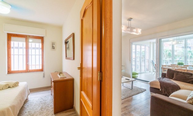 Resale - Flat -
Torrevieja - Playa de los Naufragos