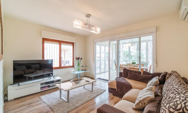 Resale - Flat -
Torrevieja - Playa de los Naufragos