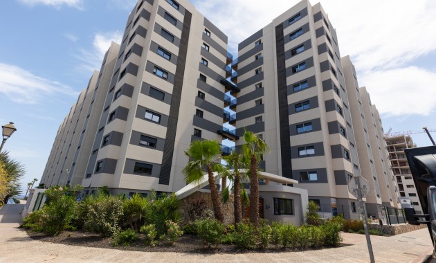 Resale - Wohnung -
Torrevieja - Punta prima