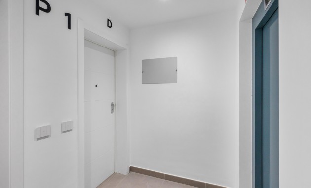 Resale - Wohnung -
Torrevieja - Punta prima
