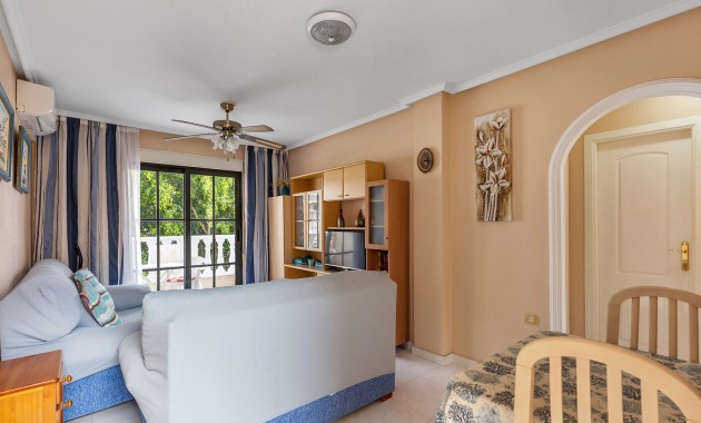 Resale - Wohnung -
Torrevieja - Rocio del mar