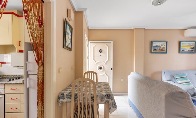 Resale - Wohnung -
Torrevieja - Rocio del mar