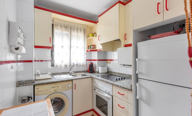 Resale - Wohnung -
Torrevieja - Rocio del mar