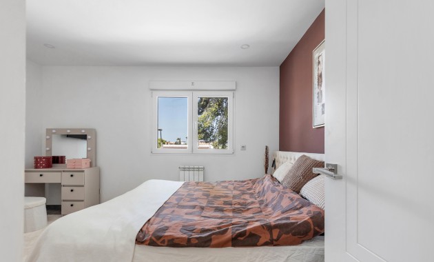 Venta - Villa -
Torrevieja - Los balcones