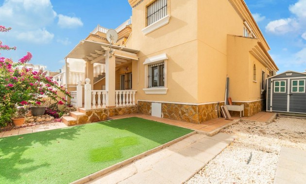 Sale - Ground Floor -
Orihuela Costa - Los Dolses