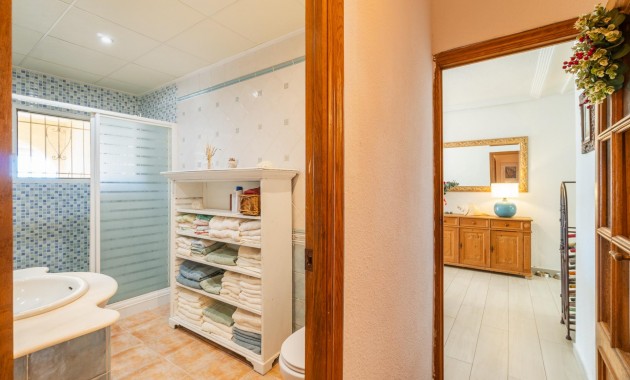 Sale - Villa -
Orihuela Costa - Los Balcones