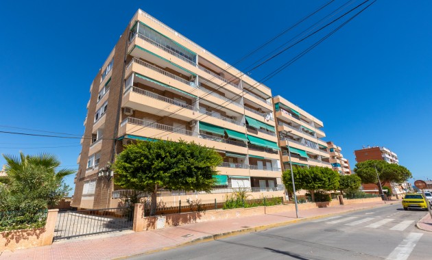 Resale - Wohnung -
Torrevieja - Rocio del mar