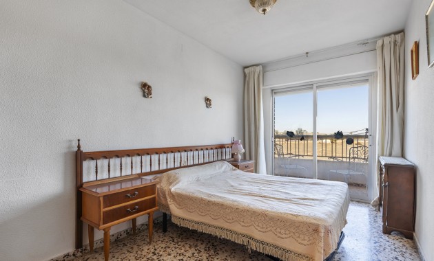 Resale - Wohnung -
Torrevieja - Rocio del mar