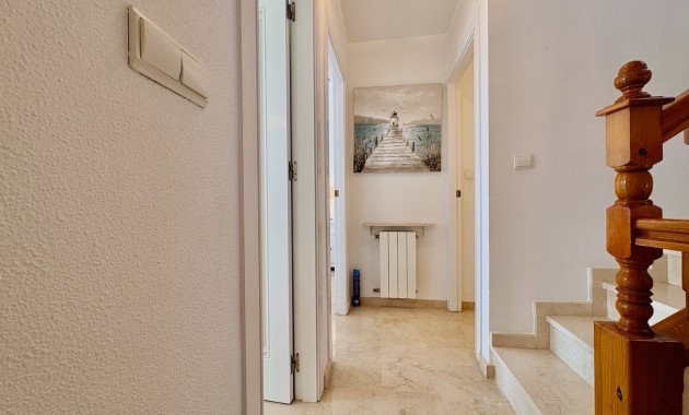 Resale - Adosado -
Orihuela - Villamartin
