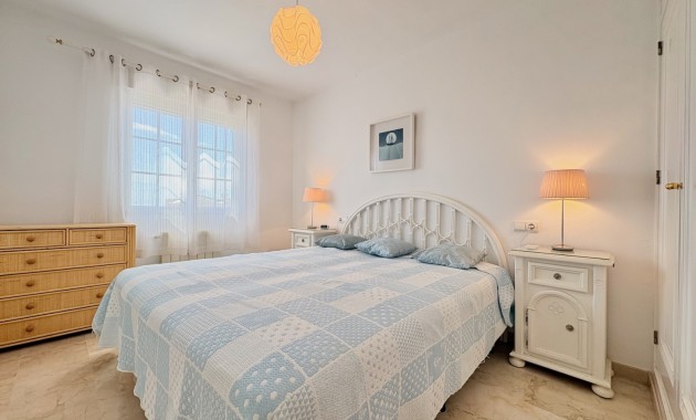 Resale - Adosado -
Orihuela - Villamartin