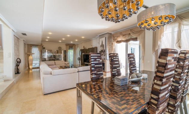 Venta - Villa -
Torrevieja - Torre la mata