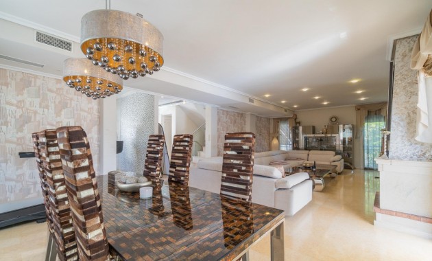 Venta - Villa -
Torrevieja - Torre la mata