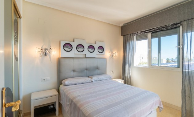 Venta - Villa -
Torrevieja - Torre la mata