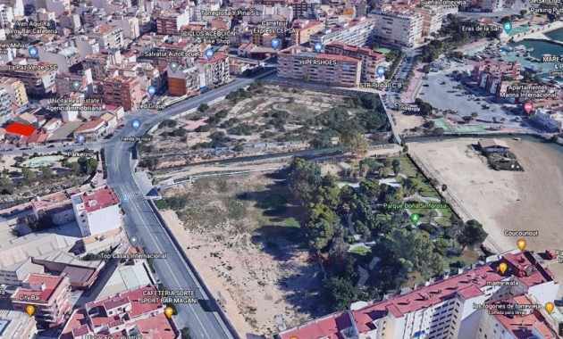 Venta - Urban building plot -
Torrevieja - Acequion
