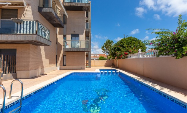 Resale - Wohnung -
Torrevieja - Rocio del mar
