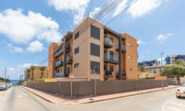 Resale - Wohnung -
Torrevieja - Rocio del mar