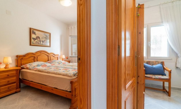 Sale - Villa -
Orihuela Costa - La Florida