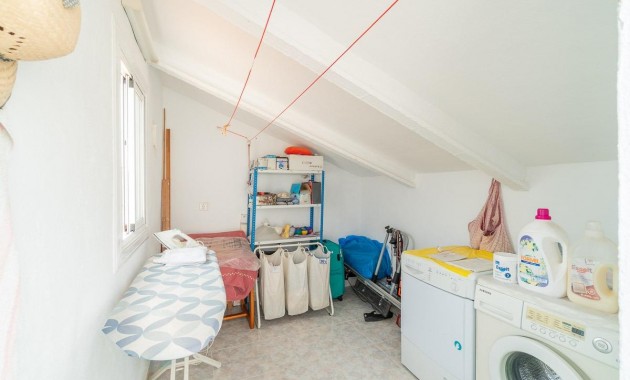 Sale - Villa -
Orihuela Costa - La Florida