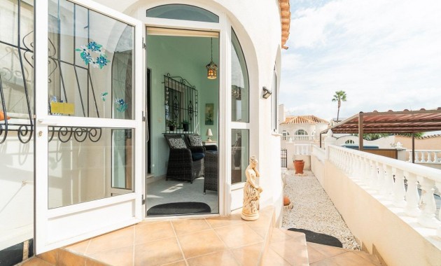 Resale - Villa -
Orihuela Costa - La Florida