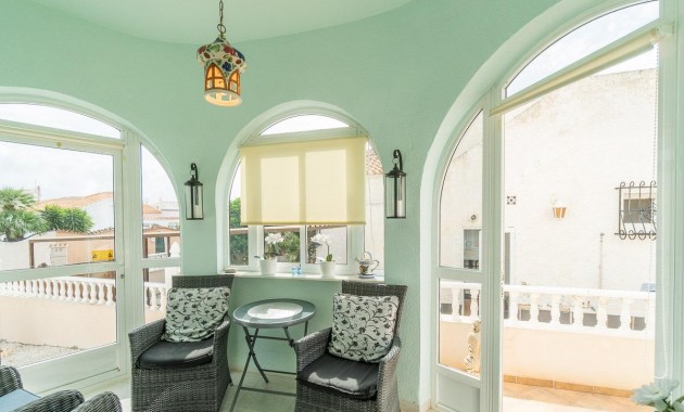 Resale - Villa -
Orihuela Costa - La Florida