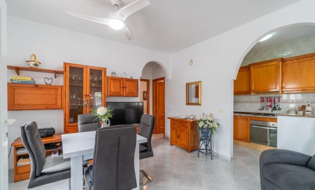 Resale - Villa -
Orihuela Costa - La Florida