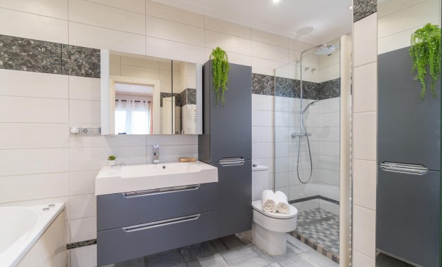 Venta - Villa -
Orihuela Costa - Playa Flamenca