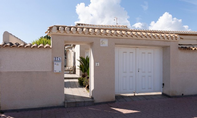 Venta - Villa -
Orihuela Costa - Playa Flamenca