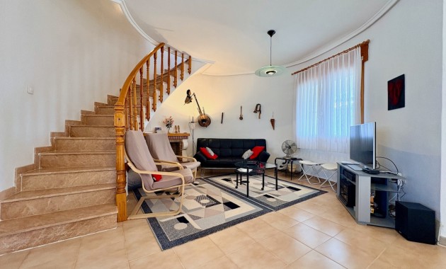 Resale - Villa -
Rojales - Ciudad Quesada