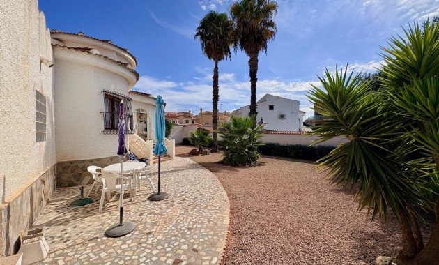 Resale - Villa -
Rojales - Ciudad Quesada