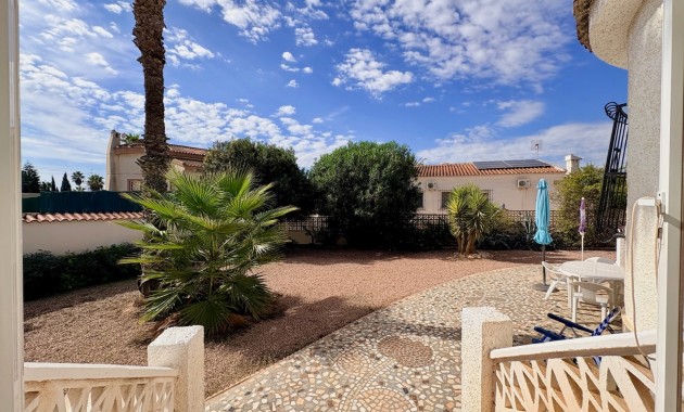 Resale - Villa -
Rojales - Ciudad Quesada