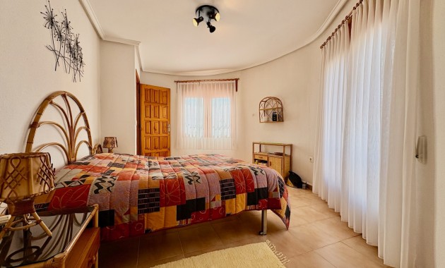 Resale - Villa -
Rojales - Ciudad Quesada