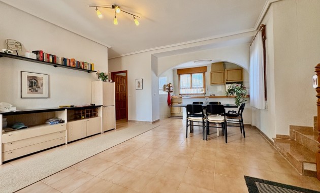 Resale - Villa -
Rojales - Ciudad Quesada