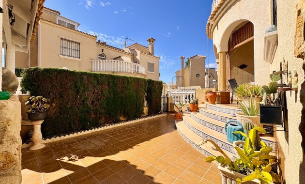 Resale - Adosado -
Orihuela Costa - Playa Flamenca