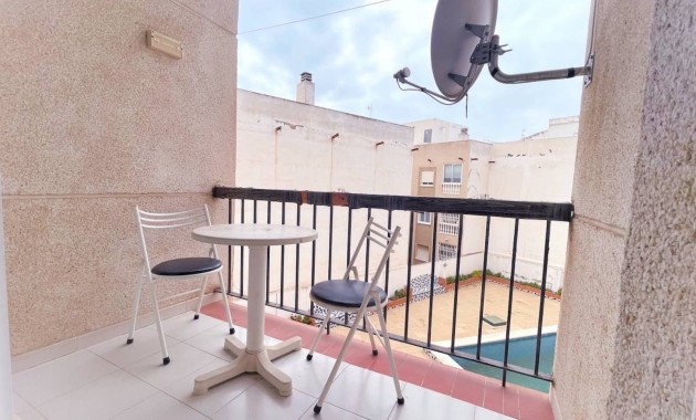 Sale - Apartment -
Torrevieja - Habaneras