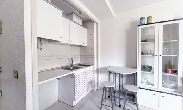 Sale - Apartment -
Torrevieja - Habaneras