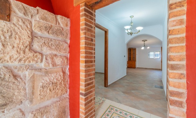 Venta - Villa -
Torrevieja - Los altos