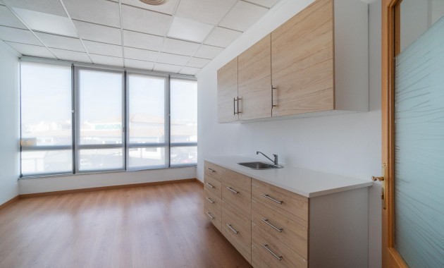 Long time Rental - Commercial Unit -
Orihuela Costa - Playa Flamenca