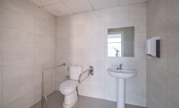 Long time Rental - Commercial Unit -
Orihuela Costa - Playa Flamenca