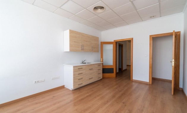 Long time Rental - Commercial Unit -
Orihuela Costa - Playa Flamenca