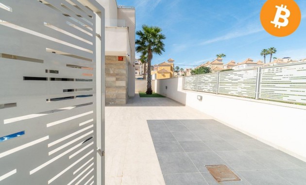 Resale - Villa -
San Miguel de Salinas - El galan