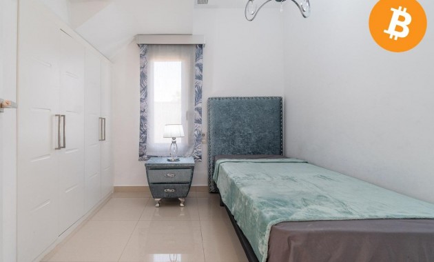 Resale - Villa -
San Miguel de Salinas - El galan
