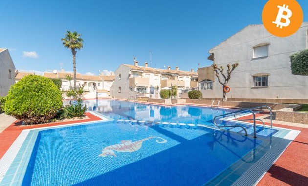 Sale - Bungalow -
Torrevieja - Aguas nuevas 1